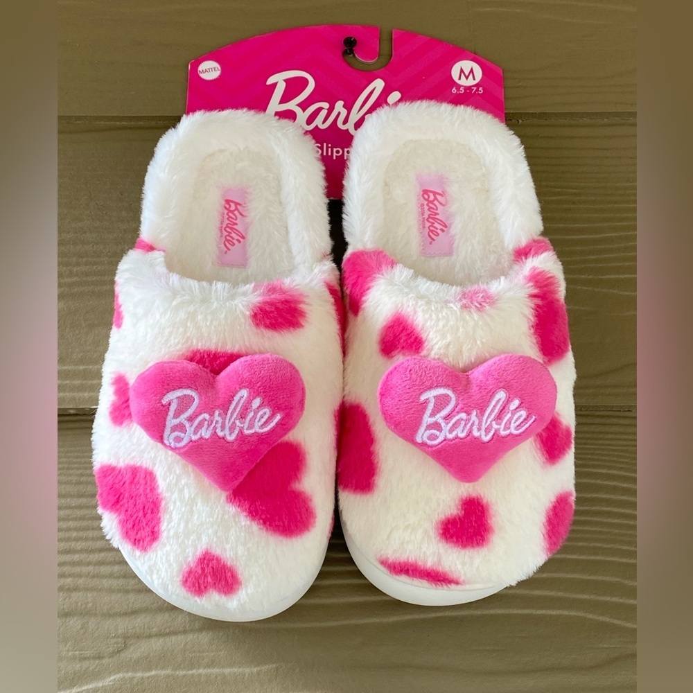 Barbie Pink Cream Faux Fur Logo Super Push Comfy Women's Slippers Sz M (6.5-7.5)